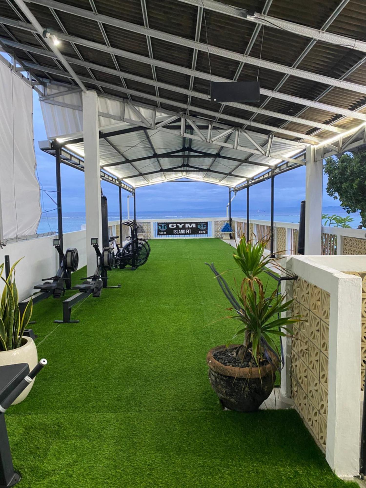 3 Monkeys Lembongan Studio Apartments Gym Recovery Centre Eksteriør billede